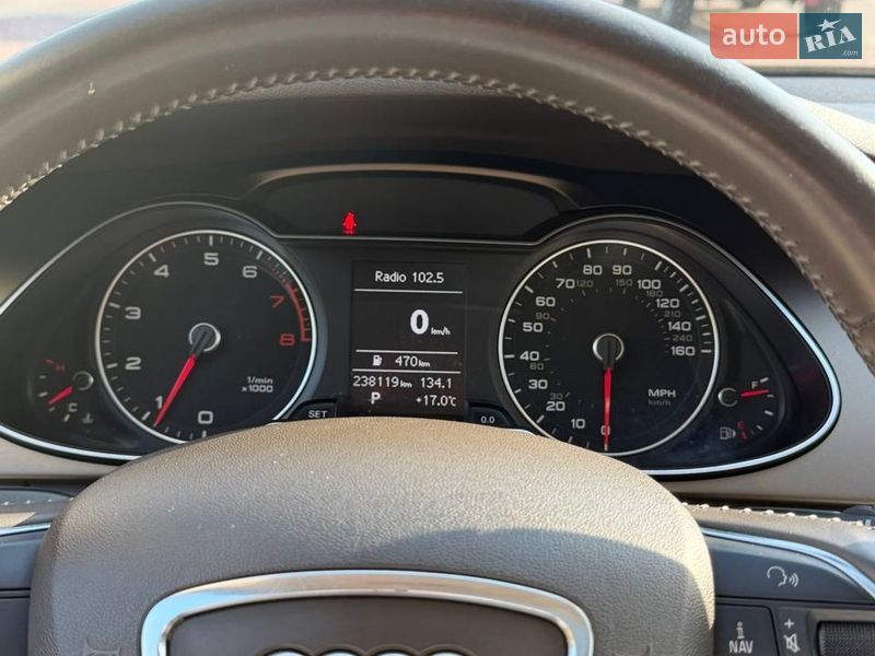 Седан Audi A4 2012 в Львові