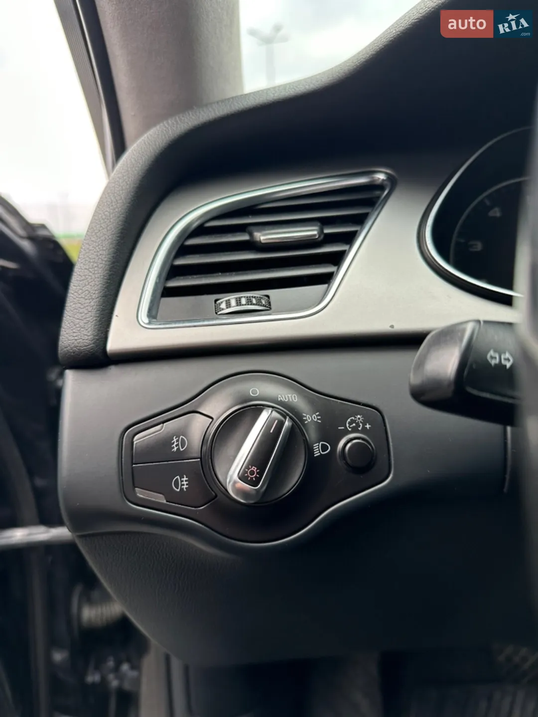2013 Audi A4 - мініатюра 15