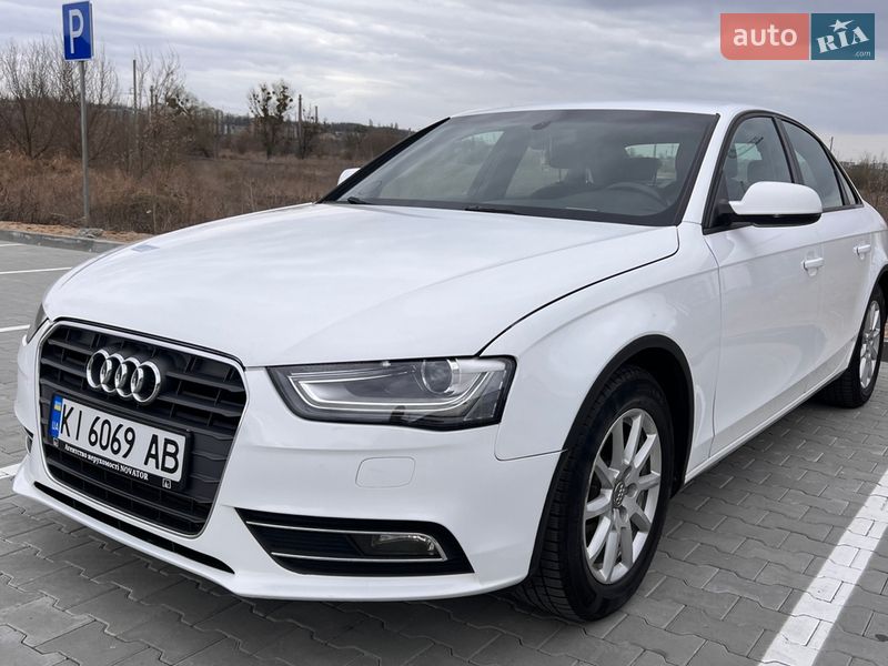 2014 Audi A4, VIN WAUACCFL3FN000209:plate — фото 1 (autoria)