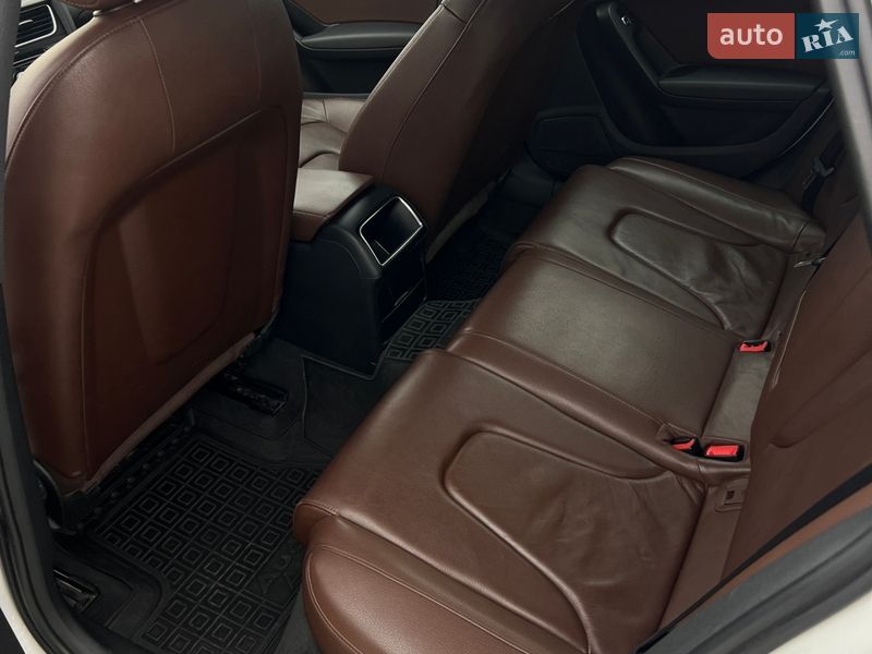 Седан Audi A4 2014 в Ирпене