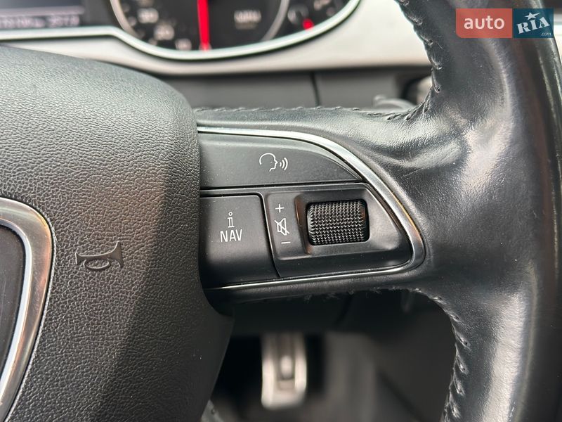 Седан Audi A4 2013 в Києві