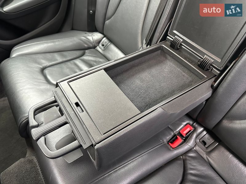 Седан Audi A4 2013 в Києві