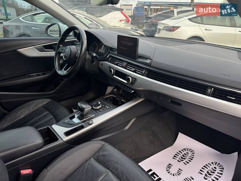 Седан Audi A4 2017 в Луцке фото 2 Седан Audi A4 2017 в Луцке