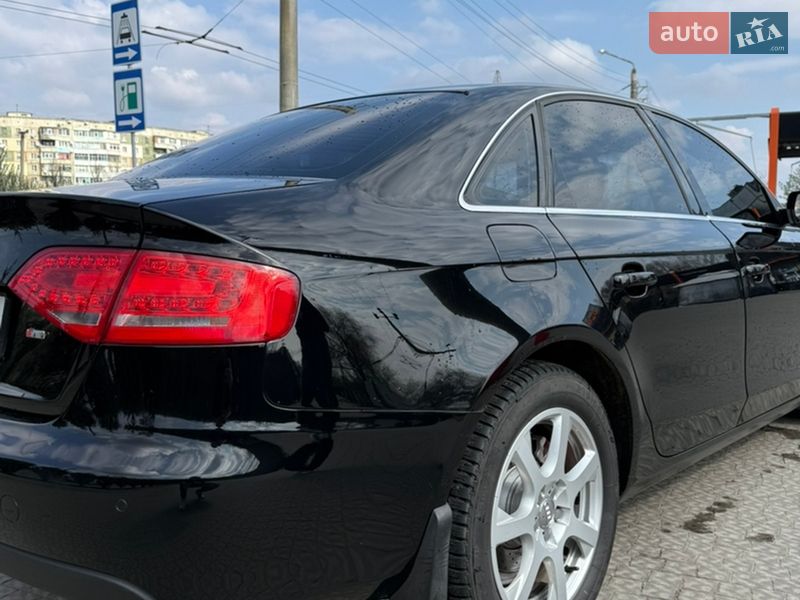Седан Audi A4 2010 в Полтаві