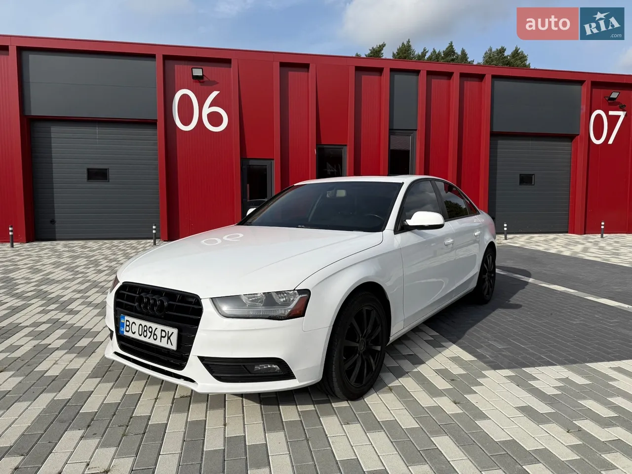 2012 Audi A4 - мініатюра 12
