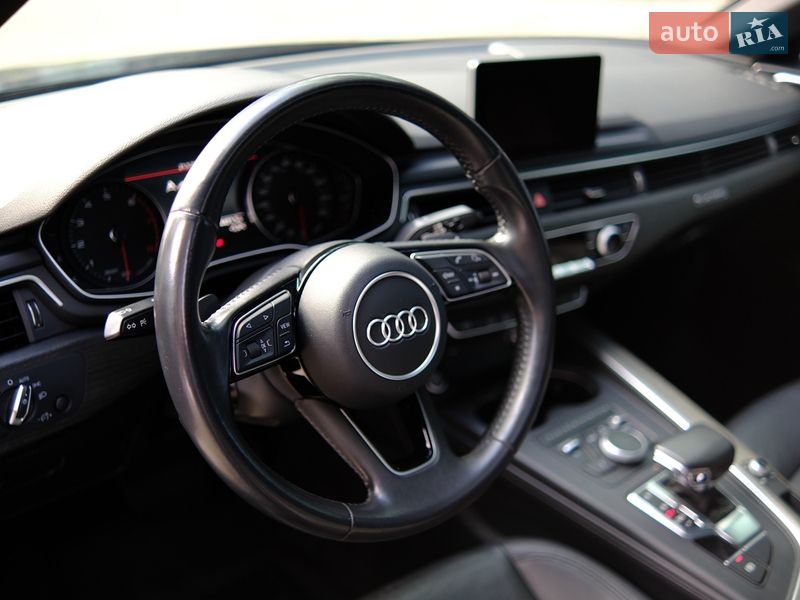 Седан Audi A4 2019 в Києві