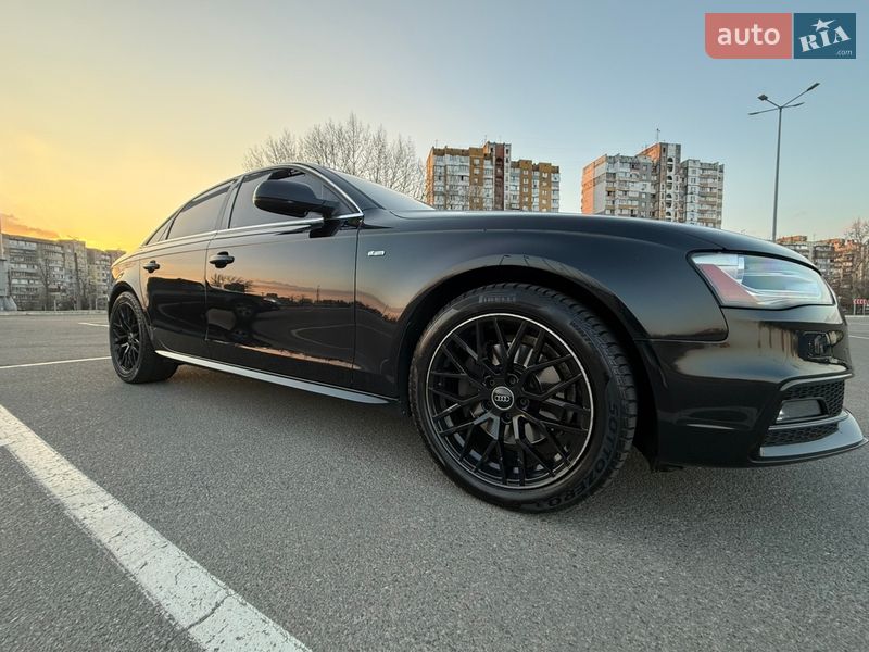 Седан Audi A4 2013 в Києві