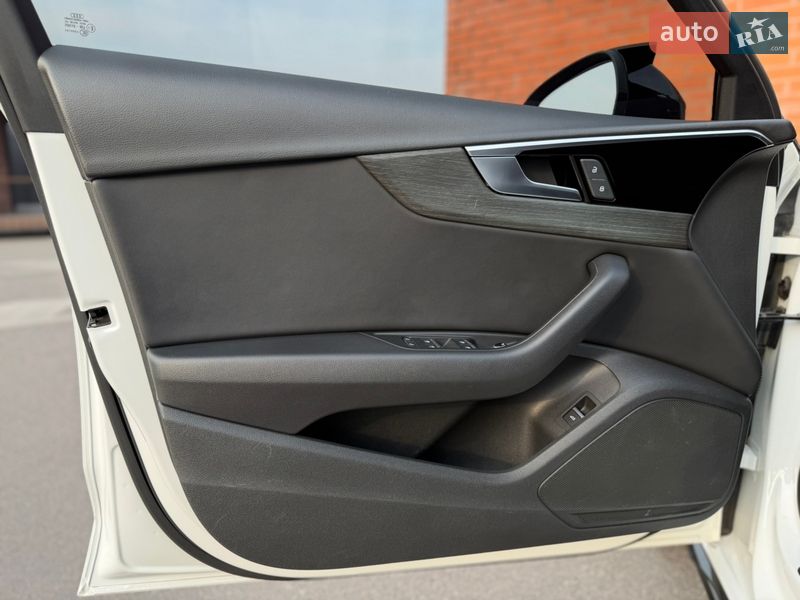 Седан Audi A4 2021 в Киеве фото 29 Седан Audi A4 2021 в Киеве