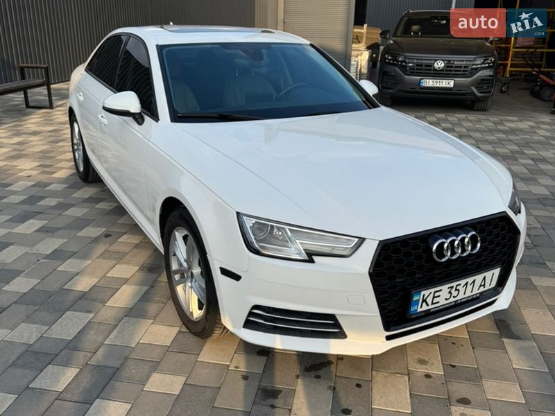 Audi A4 2017 Audi A4 2017