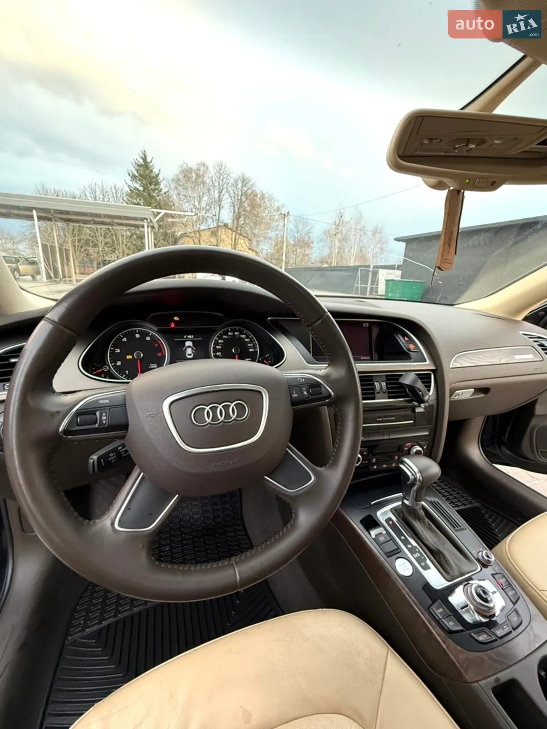 2013 Audi A4 - мініатюра 23