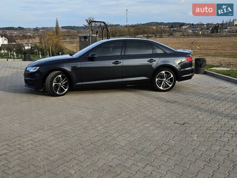 Седан Audi A4 2019 в Тернополе