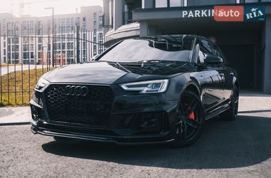 Седан Audi A4 2015 в Черкассах
