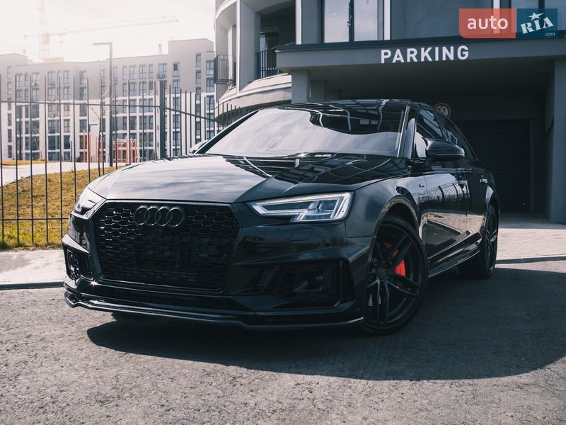 Седан Audi A4 2015 в Черкассах