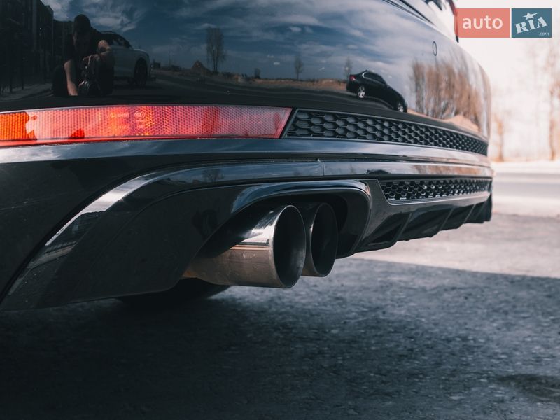 Седан Audi A4 2015 в Черкассах
