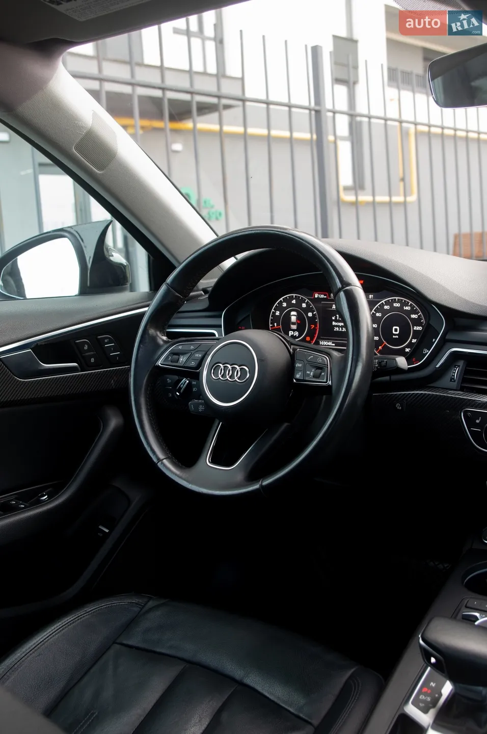2015 Audi A4 - мініатюра 25