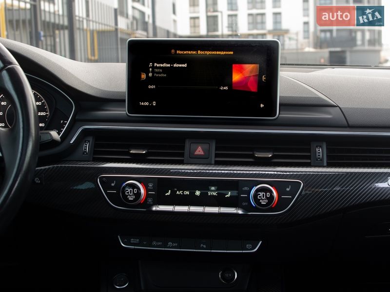 Седан Audi A4 2015 в Черкассах
