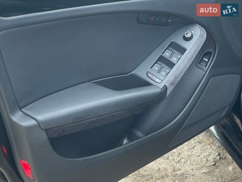 Седан Audi A4 2012 в Кропивницком