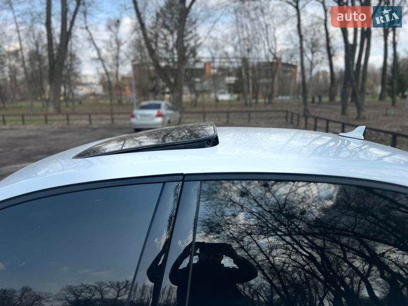 Седан Audi A4 2018 в Сумах
