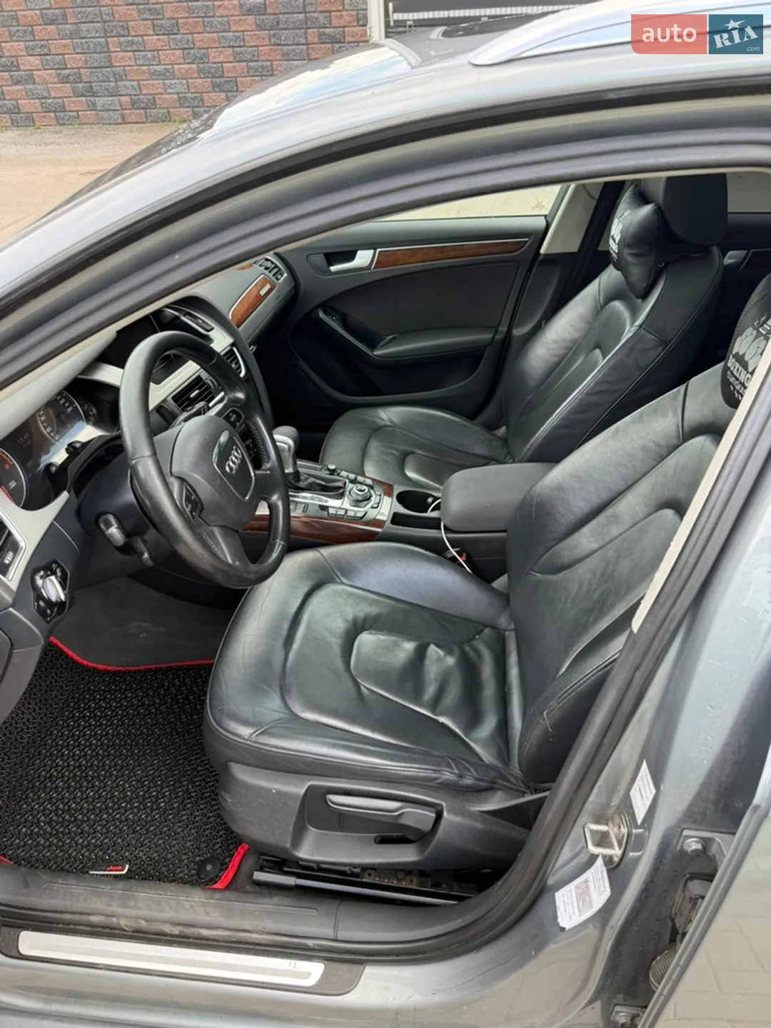 2010 Audi A4 - мініатюра 13