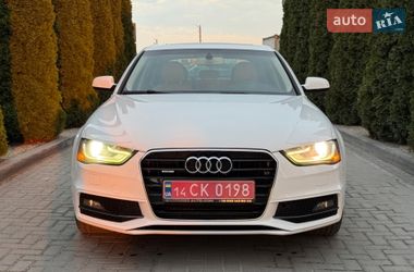 Седан Audi A4 2014 в Львові
