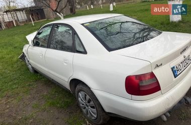 Седан Audi A4 1996 в Тячеве