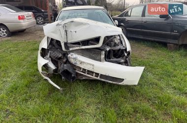 Седан Audi A4 1996 в Тячеві