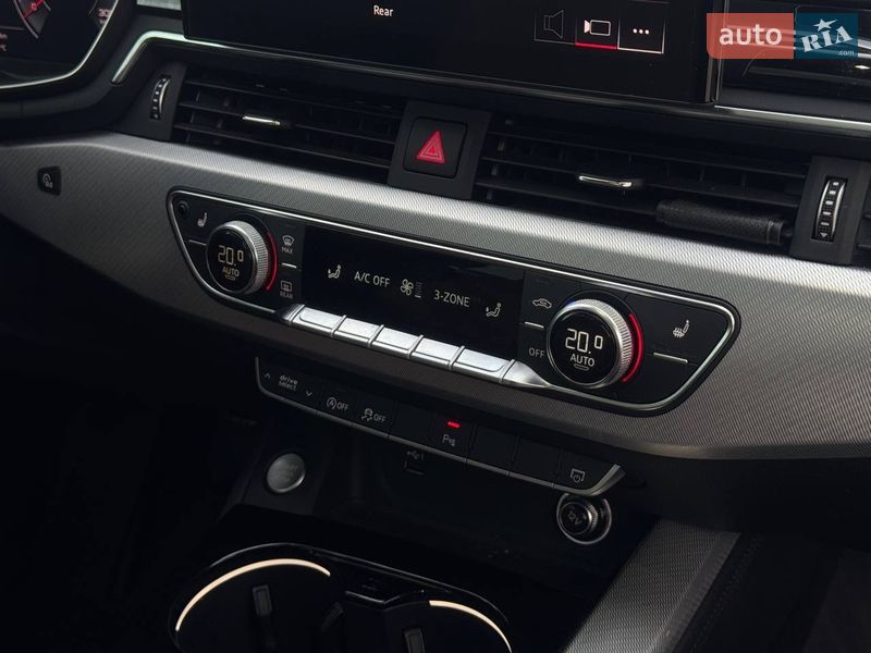 Седан Audi A4 2020 в Болехові