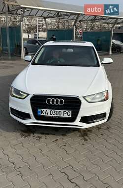 Седан Audi A4 2014 в Києві