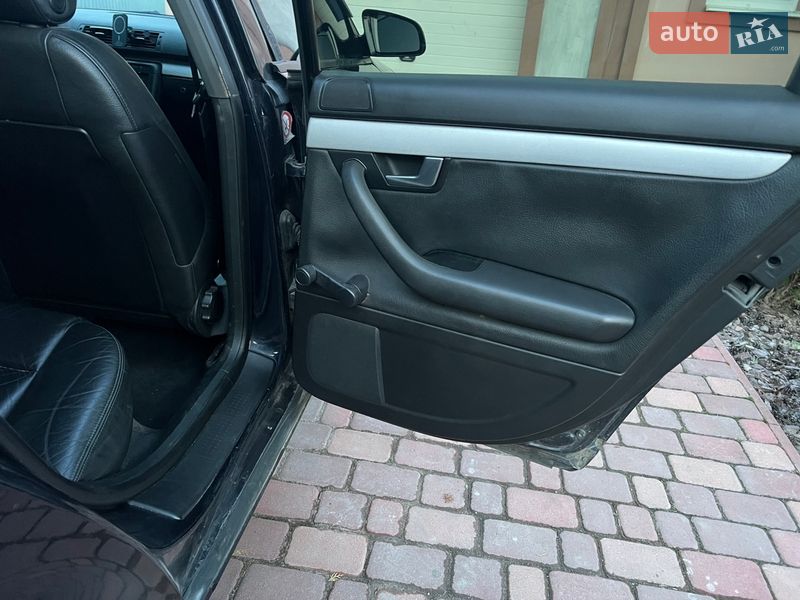 Седан Audi A4 2003 в Киеве