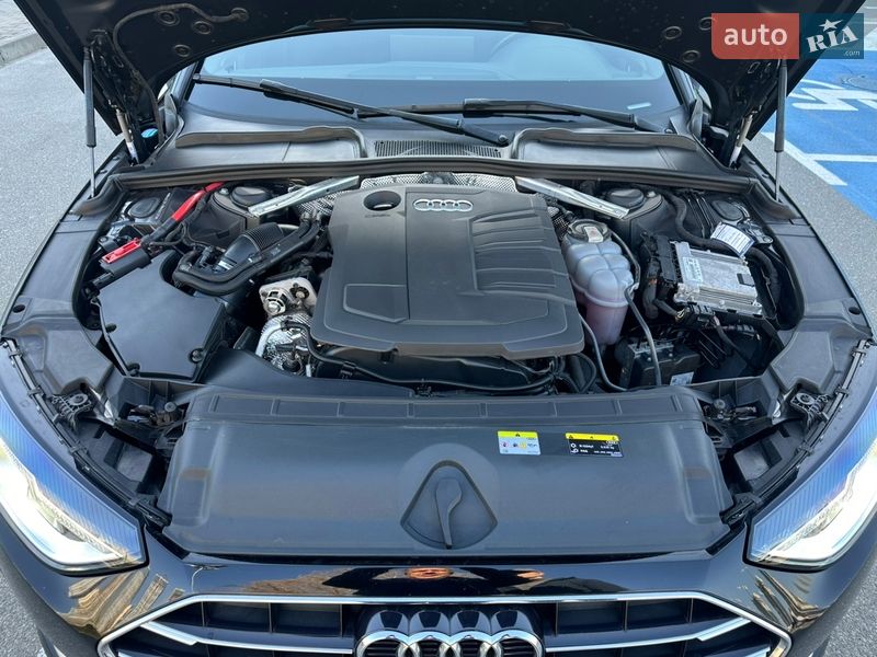 Універсал Audi A4 2020 в Києві