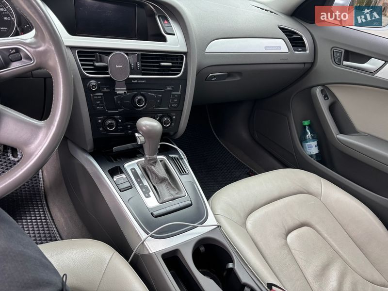 Седан Audi A4 2011 в Харькове