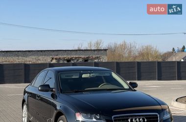 Седан Audi A4 2010 в Дубні
