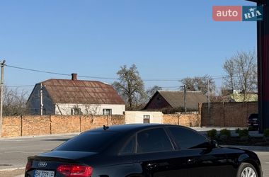 Седан Audi A4 2010 в Дубно