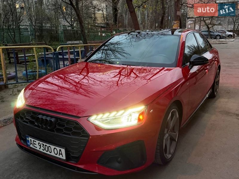 Седан Audi A4 2021 в Днепре