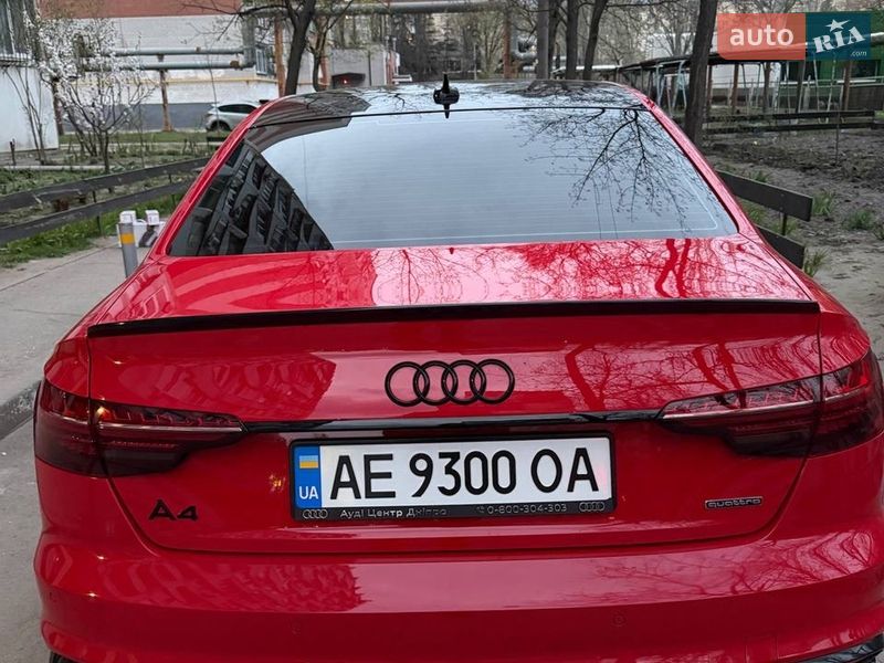 Седан Audi A4 2021 в Днепре