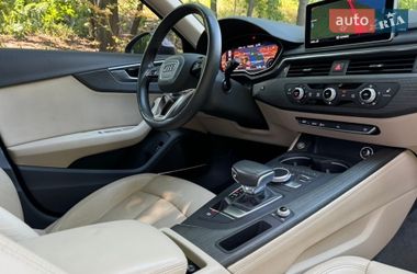 Седан Audi A4 2016 в Киеве