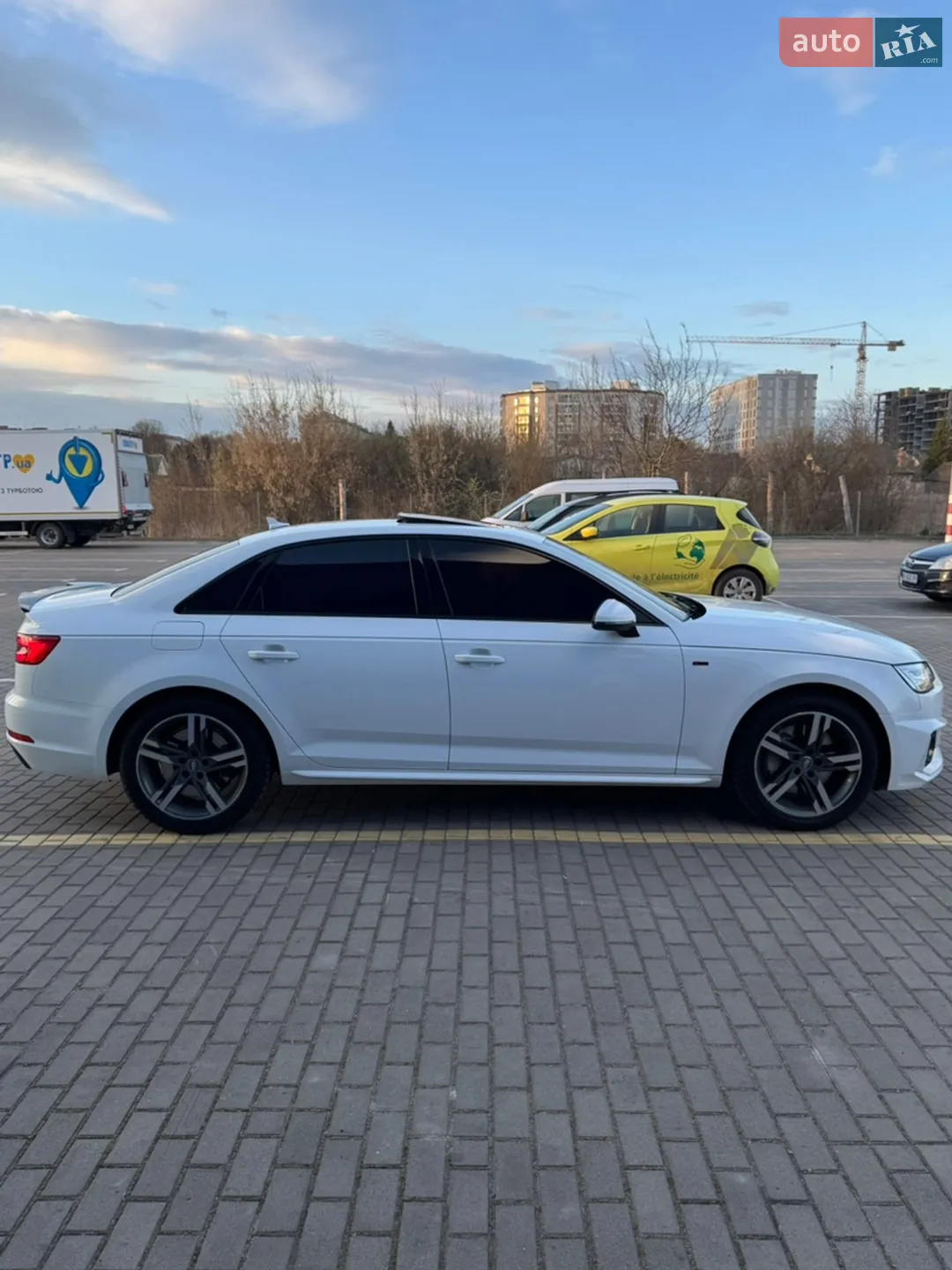 2016 Audi A4 - мініатюра 4