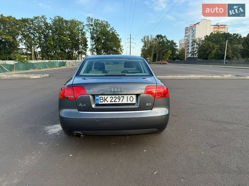 Седан Audi A4 2005 в Семеновке