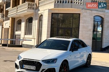 Седан Audi A4 2022 в Киеве