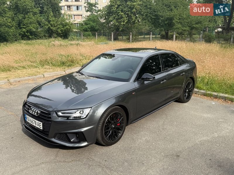 Седан Audi A4 2018 в Києві