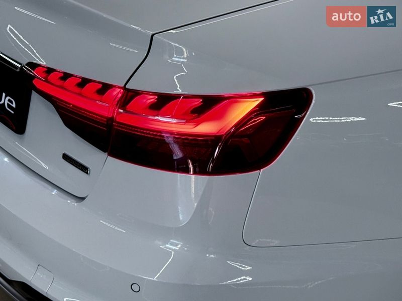 Седан Audi A4 2020 в Миколаєві