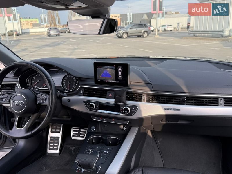 Седан Audi A4 2018 в Киеве