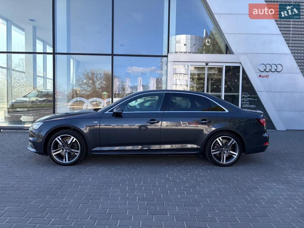 2016 Audi A4 - мініатюра 16
