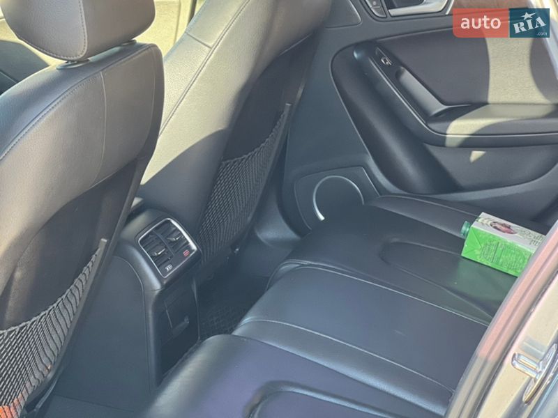 Седан Audi A4 2015 в Житомире