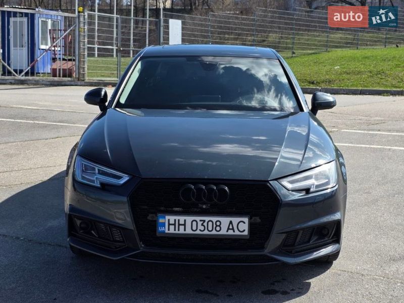 Седан Audi A4 2016 в Харькове