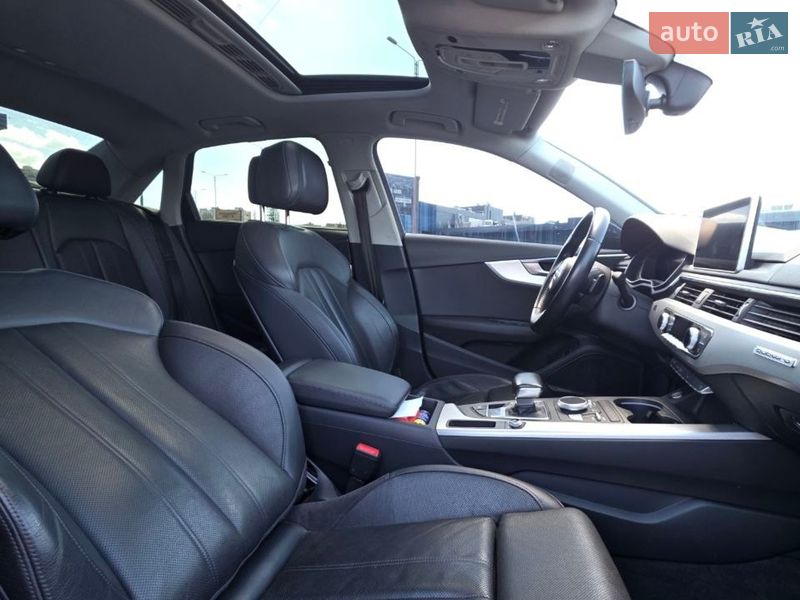 Седан Audi A4 2016 в Харькове