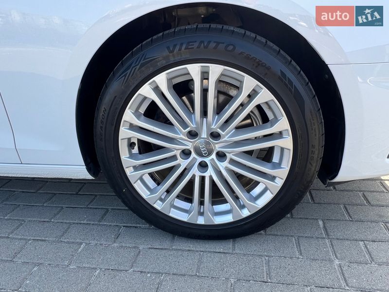 Універсал Audi A4 2021 в Львові