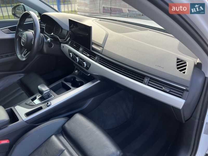 Універсал Audi A4 2021 в Львові