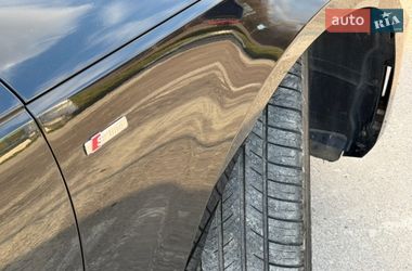 Седан Audi A4 2018 в Дрогобыче