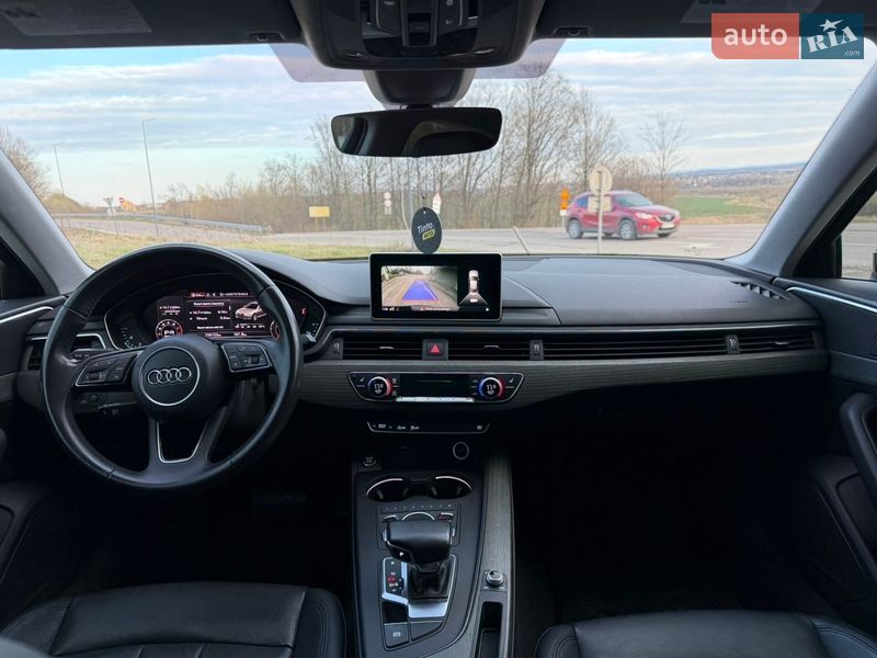 Седан Audi A4 2018 в Дрогобыче